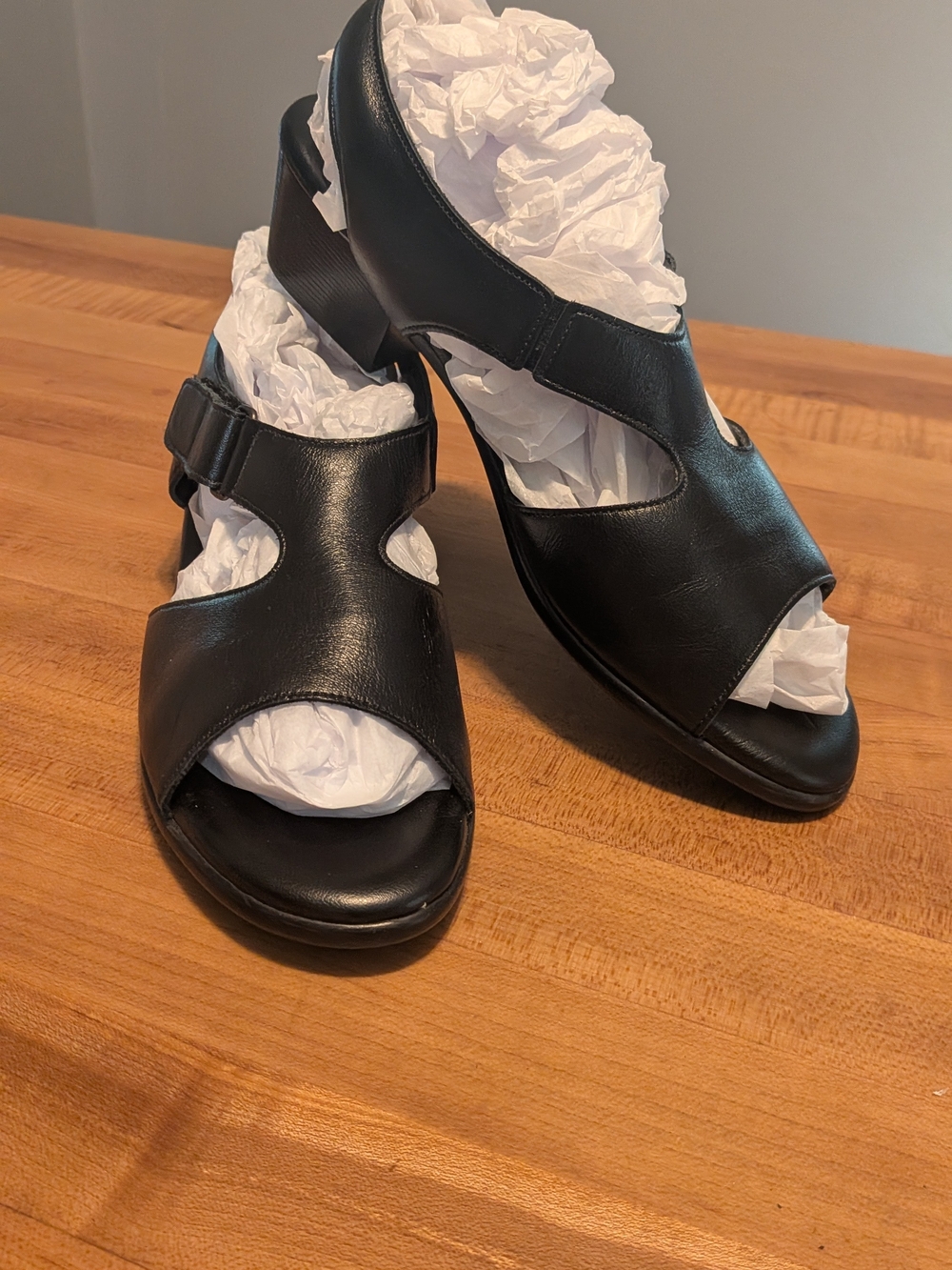 SAS Tripad Comfort Black Leather Block Heel Sandals - Women's Size 8N